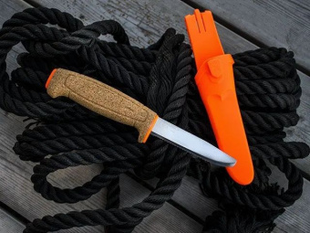 Нож Morakniv Floating Serrated Knife, нержавеющая сталь, рукоять пробка, оранжевый (13131)
