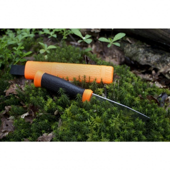 Нож Morakniv Outdoor 2000 Orange, нержавеющая сталь (12057)